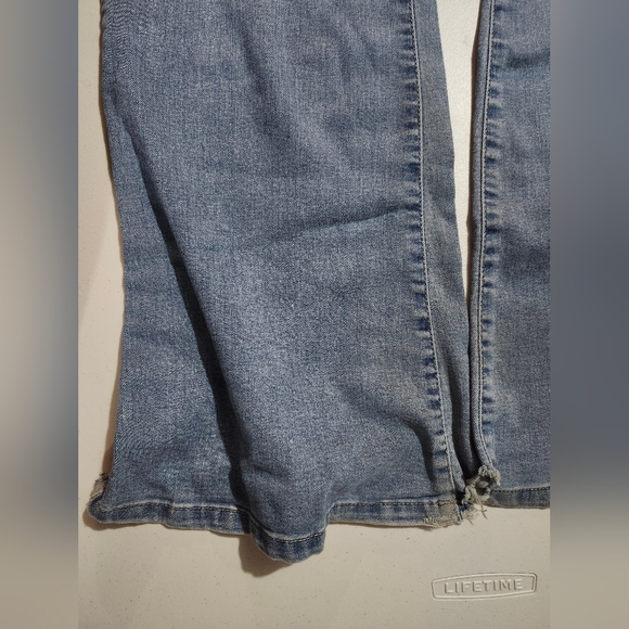 Style + Co. Women's Blue Jeans - Picture 2 of 5